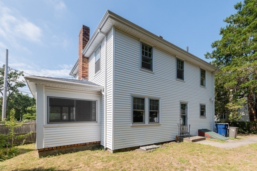24 White Oak Rd