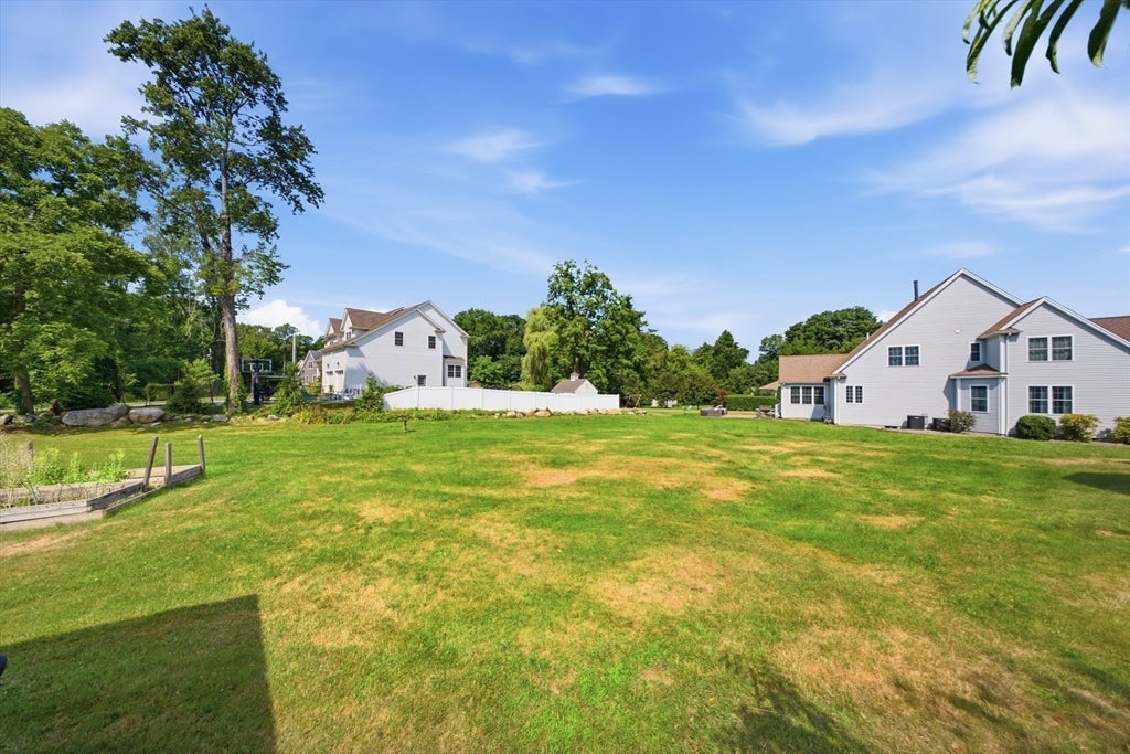 62 Pleasant St, Hopkinton, MA Photo #36