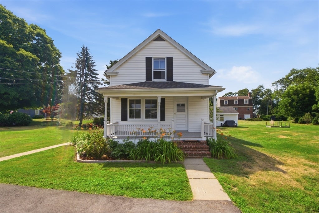 62 Pleasant St, Hopkinton, MA Photo #5