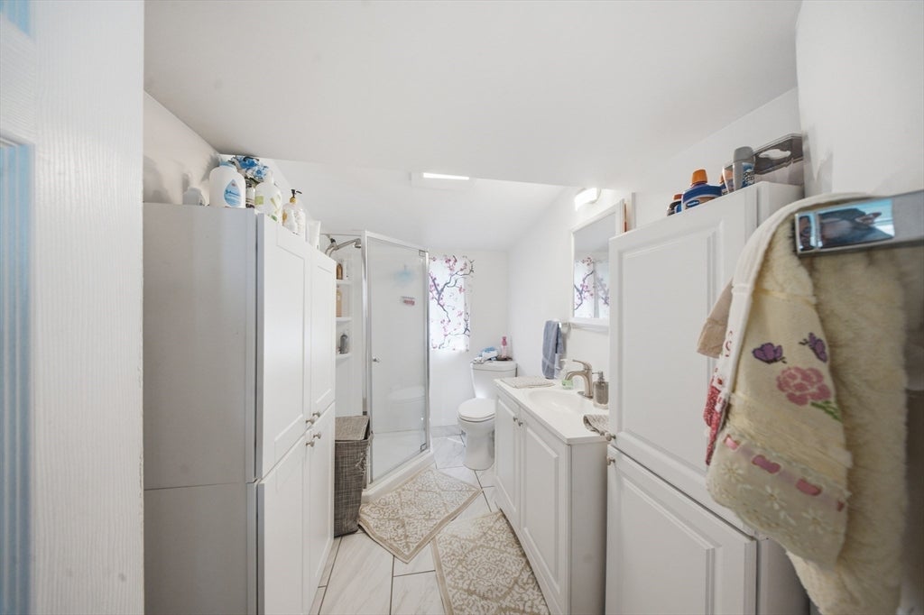 62 Pleasant St, Hopkinton, MA Photo #24