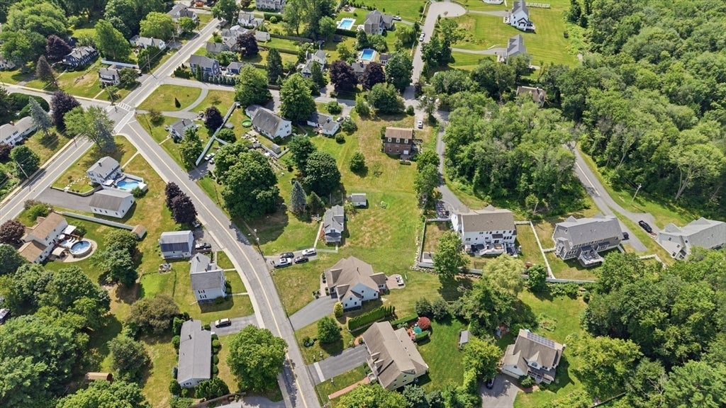 62 Pleasant St, Hopkinton, MA Photo #39