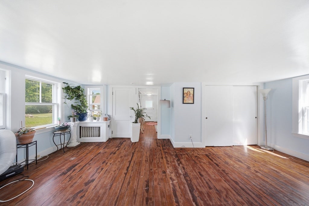 62 Pleasant St, Hopkinton, MA Photo #12