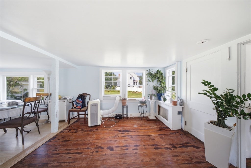 62 Pleasant St, Hopkinton, MA Photo #13
