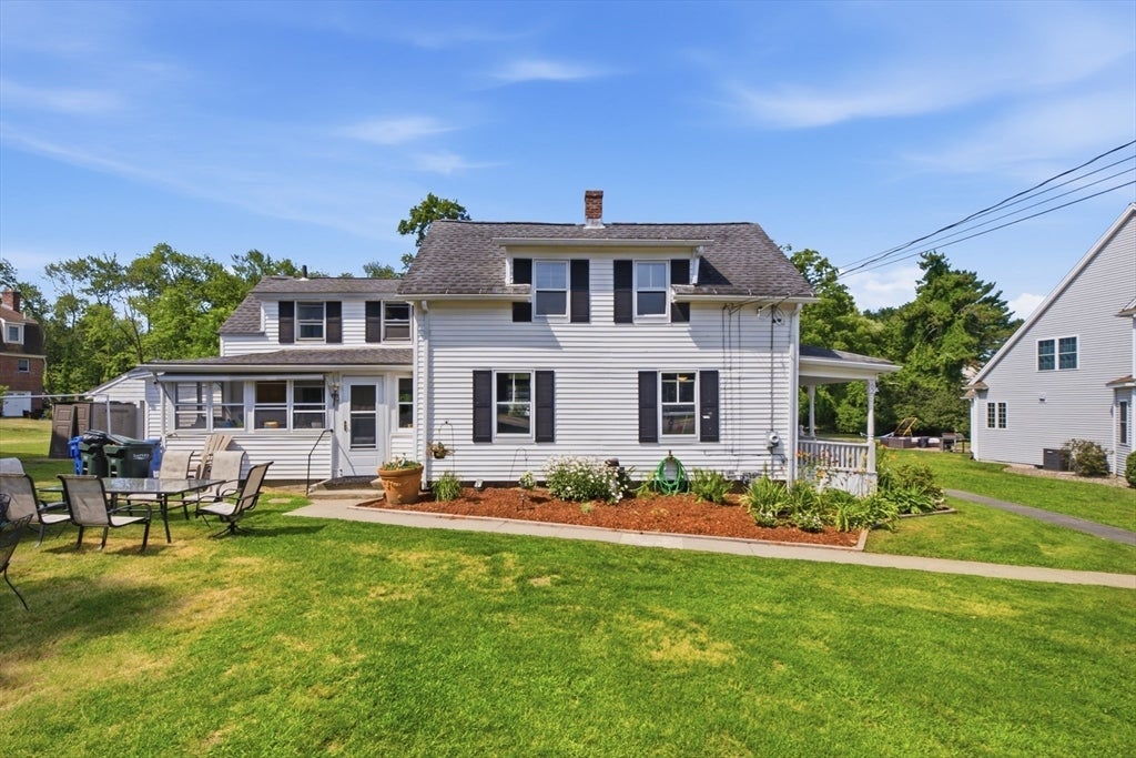 62 Pleasant St, Hopkinton, MA Photo #4