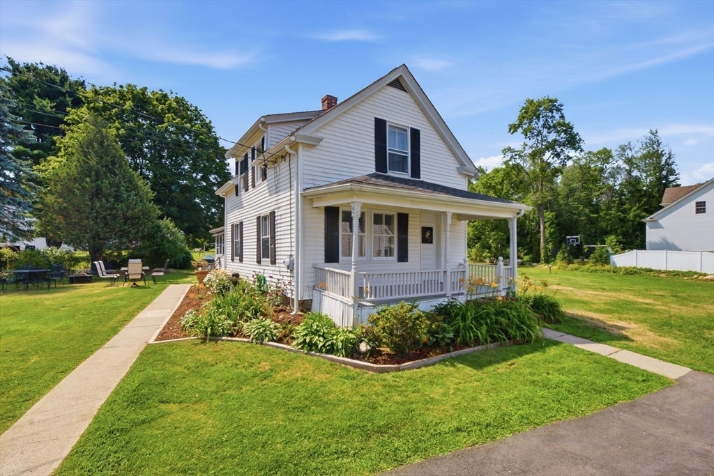 62 Pleasant St, Hopkinton, MA Photo #1