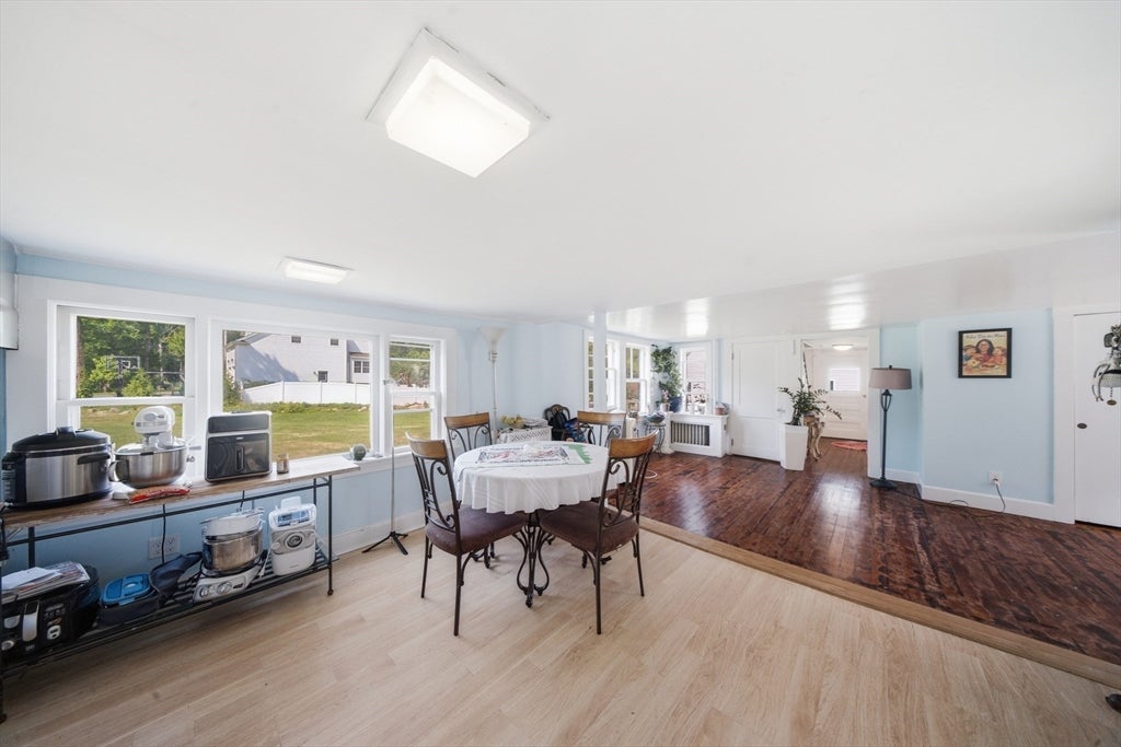 62 Pleasant St, Hopkinton, MA Photo #7