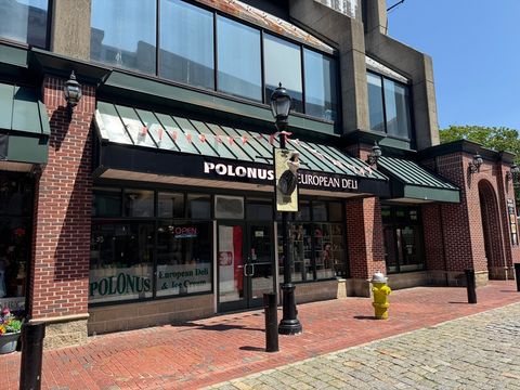 176 Essex St Salem MA 01970