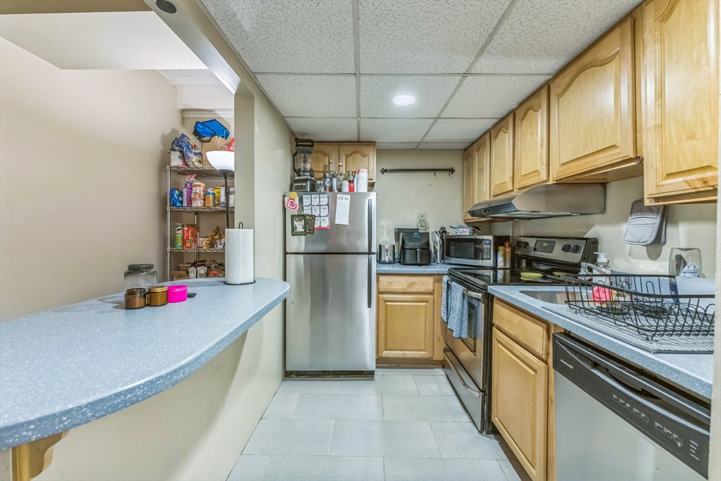466 Commonwealth Ave 301