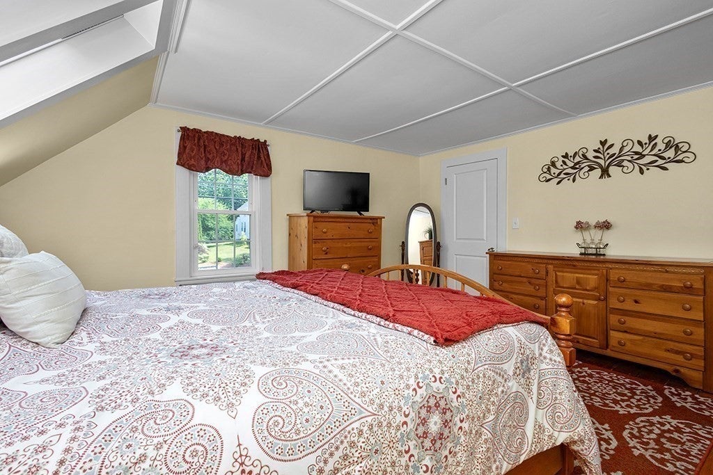 107 Summer St, Franklin, MA, 107 Summer St, Franklin, MA Photo #27