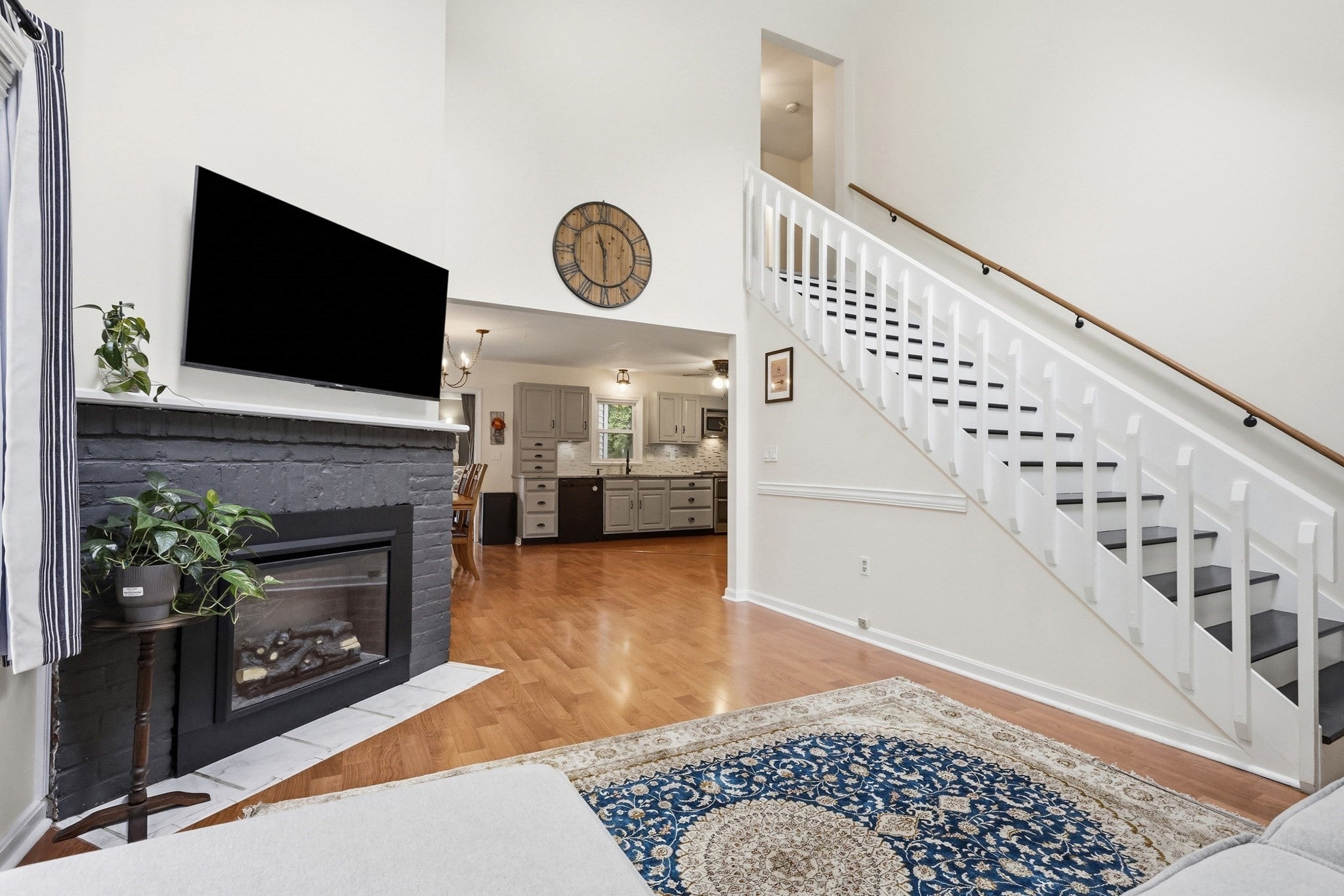 8 Guilford St, Worcester, MA, 8 Guilford St, Worcester, MA Photo #5