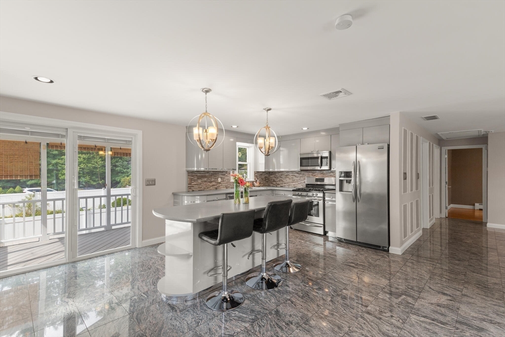 40 Faulkner Ave