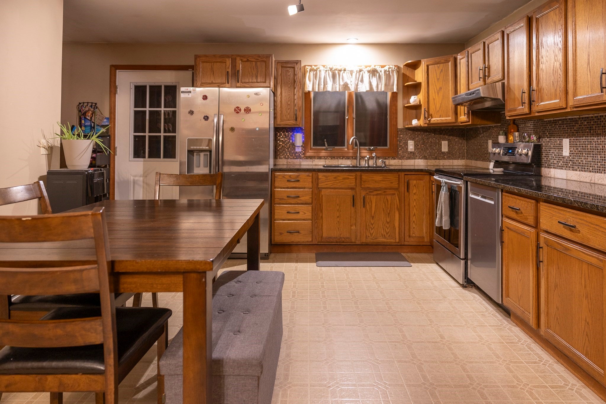 43 Old Southbridge Rd, Dudley MA 01571