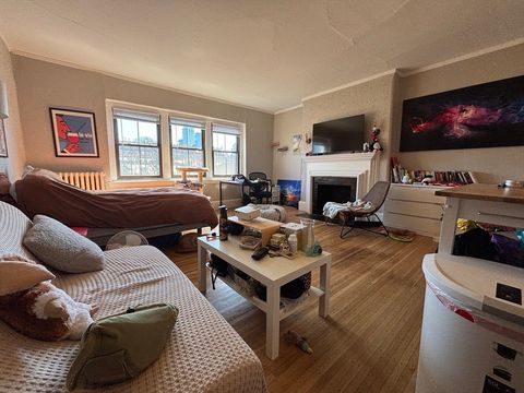 Photo of 98 Charles St #15, Boston, MA 02114 (MLS # 73499728)