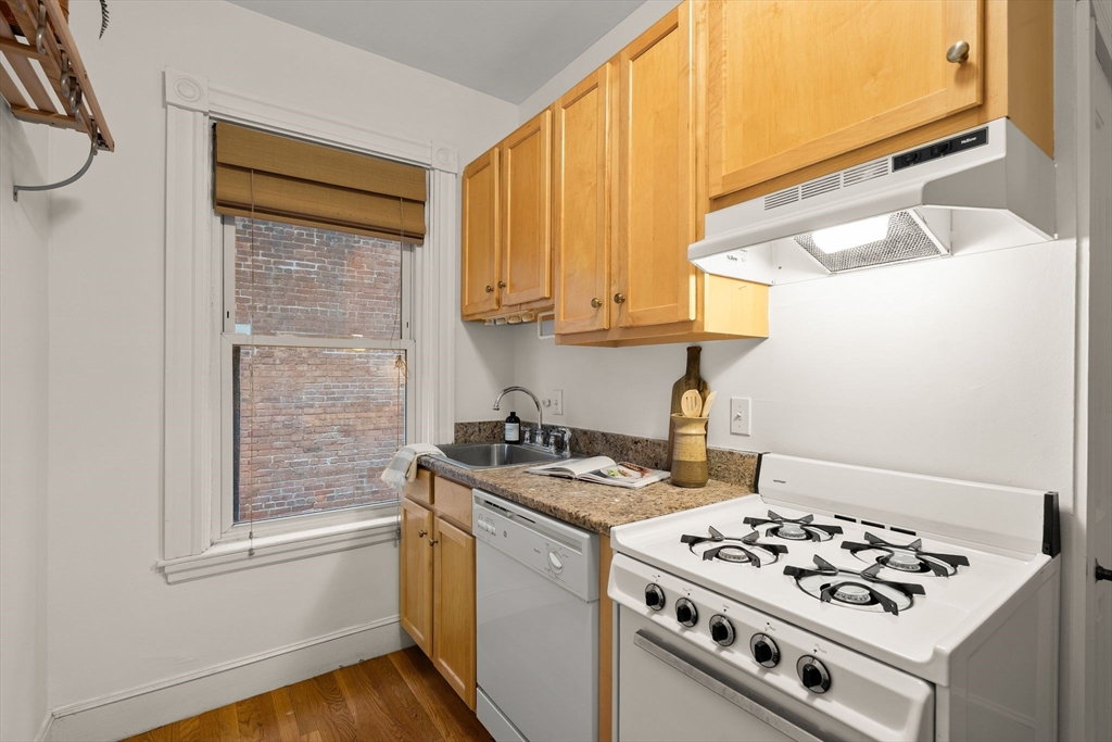 140 Huron Ave #7, Cambridge, MA, 140 Huron Ave #7, Cambridge, MA Photo #12