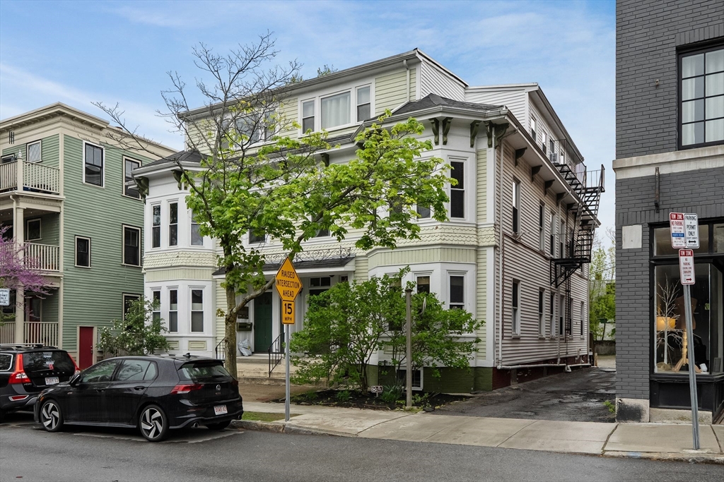 140 Huron Ave 7