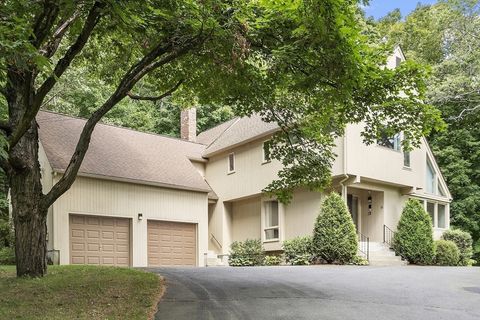 33 Valley Rd Southborough MA 01772