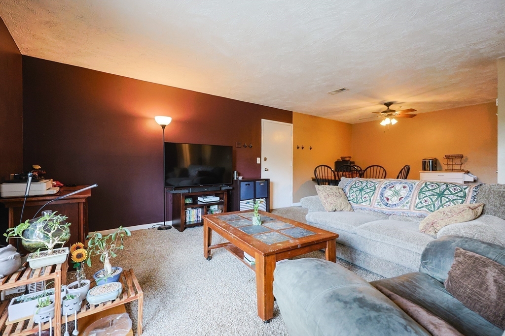 30 Thayer Pond Dr 5