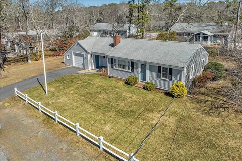 76 Rita Ave Yarmouth MA 02664