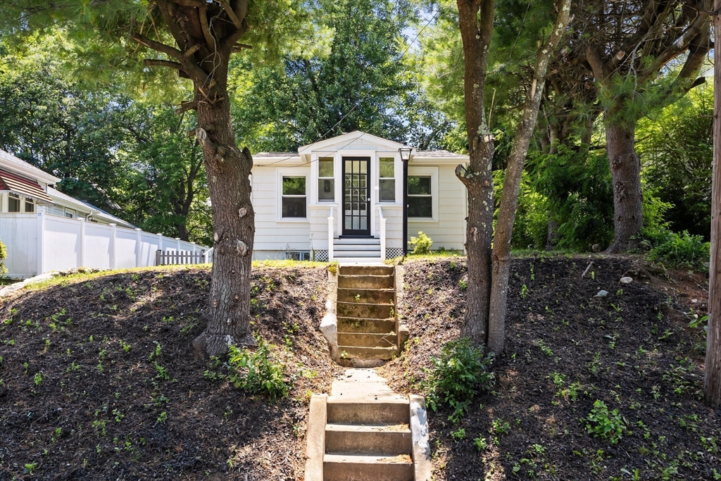 19 Arlington Rd