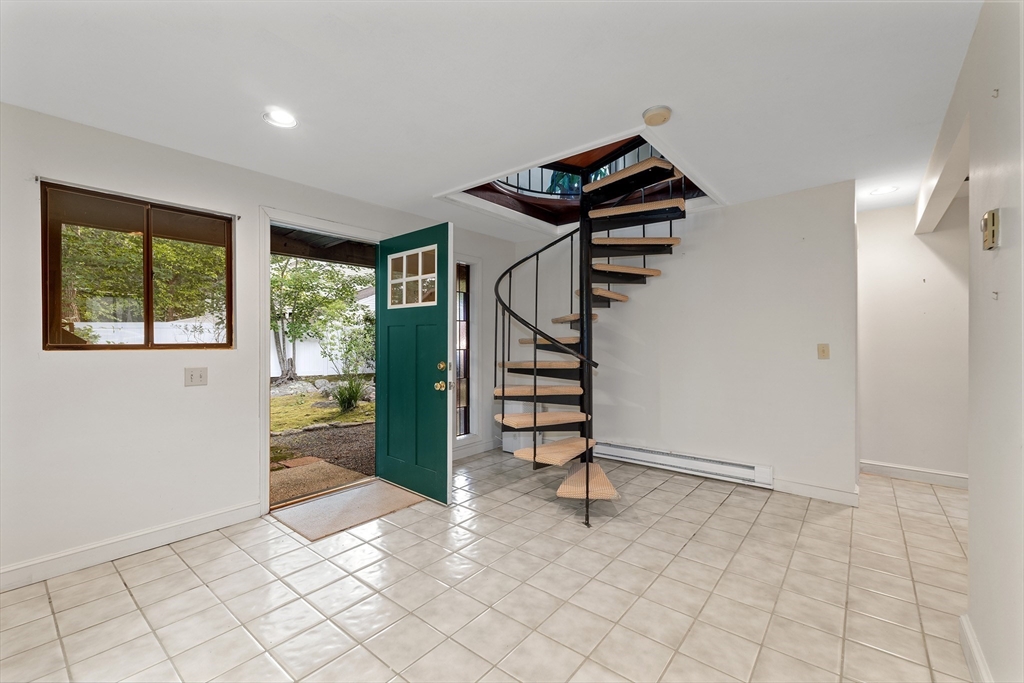 150 Hesperus Avenue