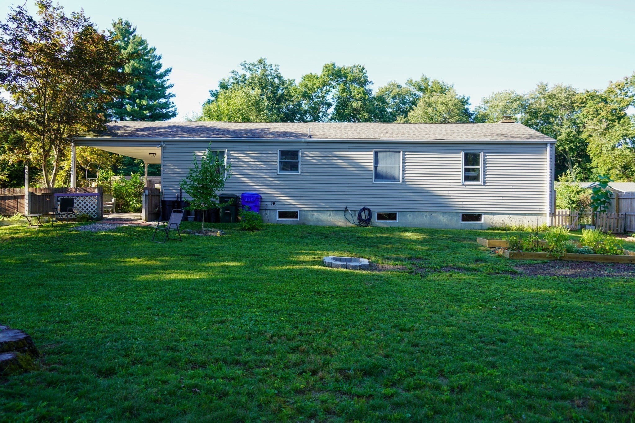31 Lavender Ln, Springfield, MA Photo #36
