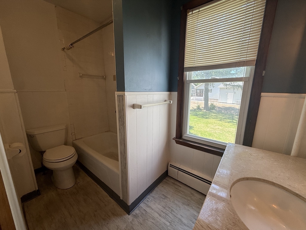452-454 Meadow Street, Agawam, MA Photo #9