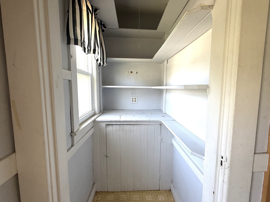 452-454 Meadow Street, Agawam, MA Photo #21