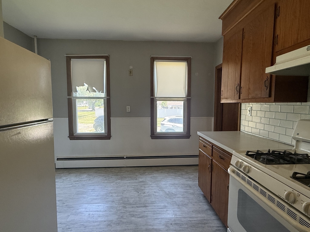 452-454 Meadow Street, Agawam, MA Photo #8