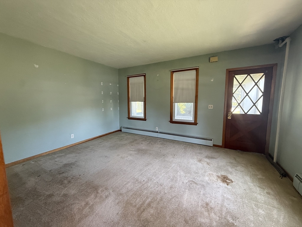 452-454 Meadow Street, Agawam, MA Photo #10