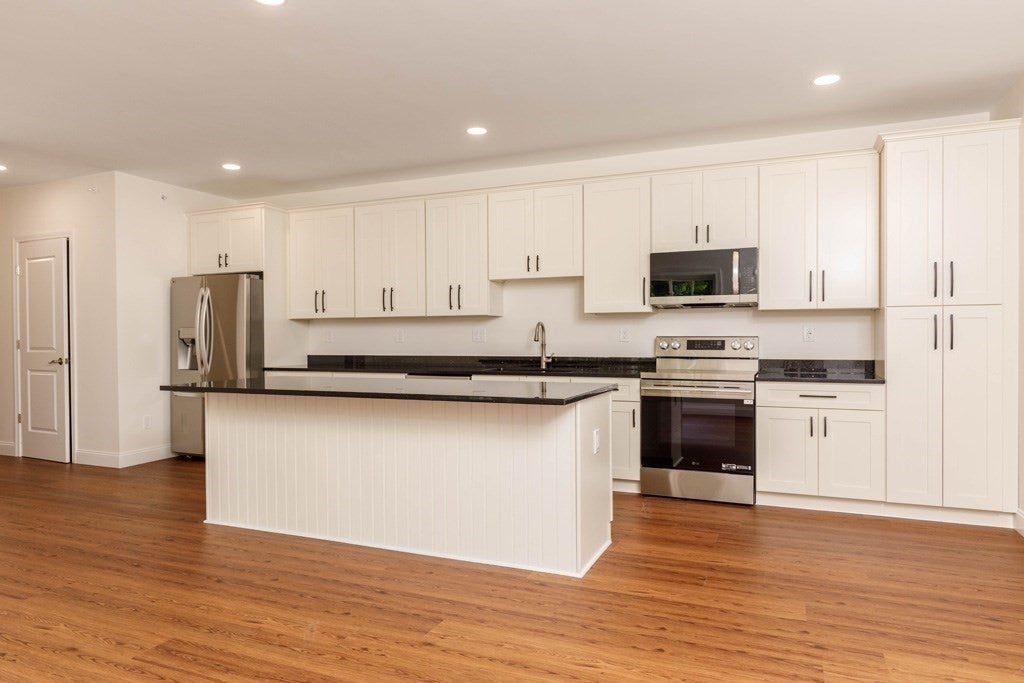 150 State Rd E RD #9, Westminster, MA, 150 State Rd E RD #9, Westminster, MA Photo #1