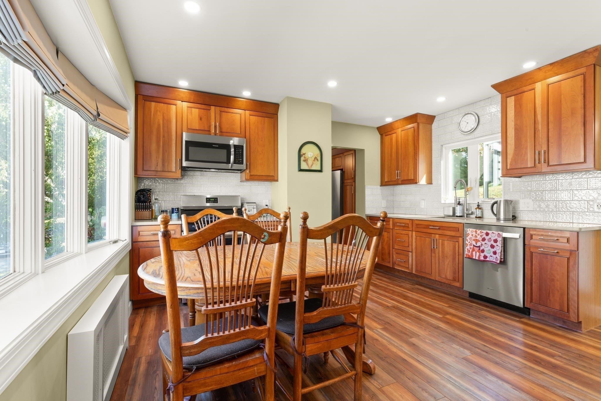 21 Charles St, Woburn, MA, 21 Charles St, Woburn, MA Photo #6