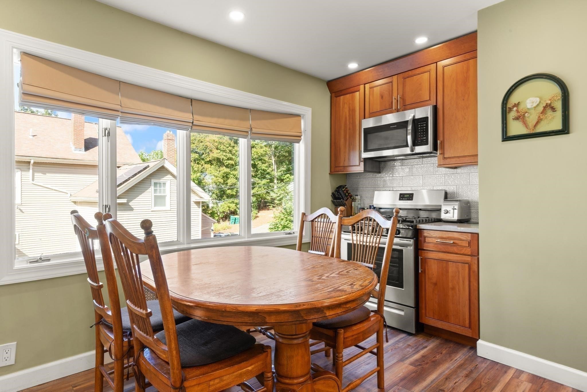 21 Charles St, Woburn, MA, 21 Charles St, Woburn, MA Photo #7