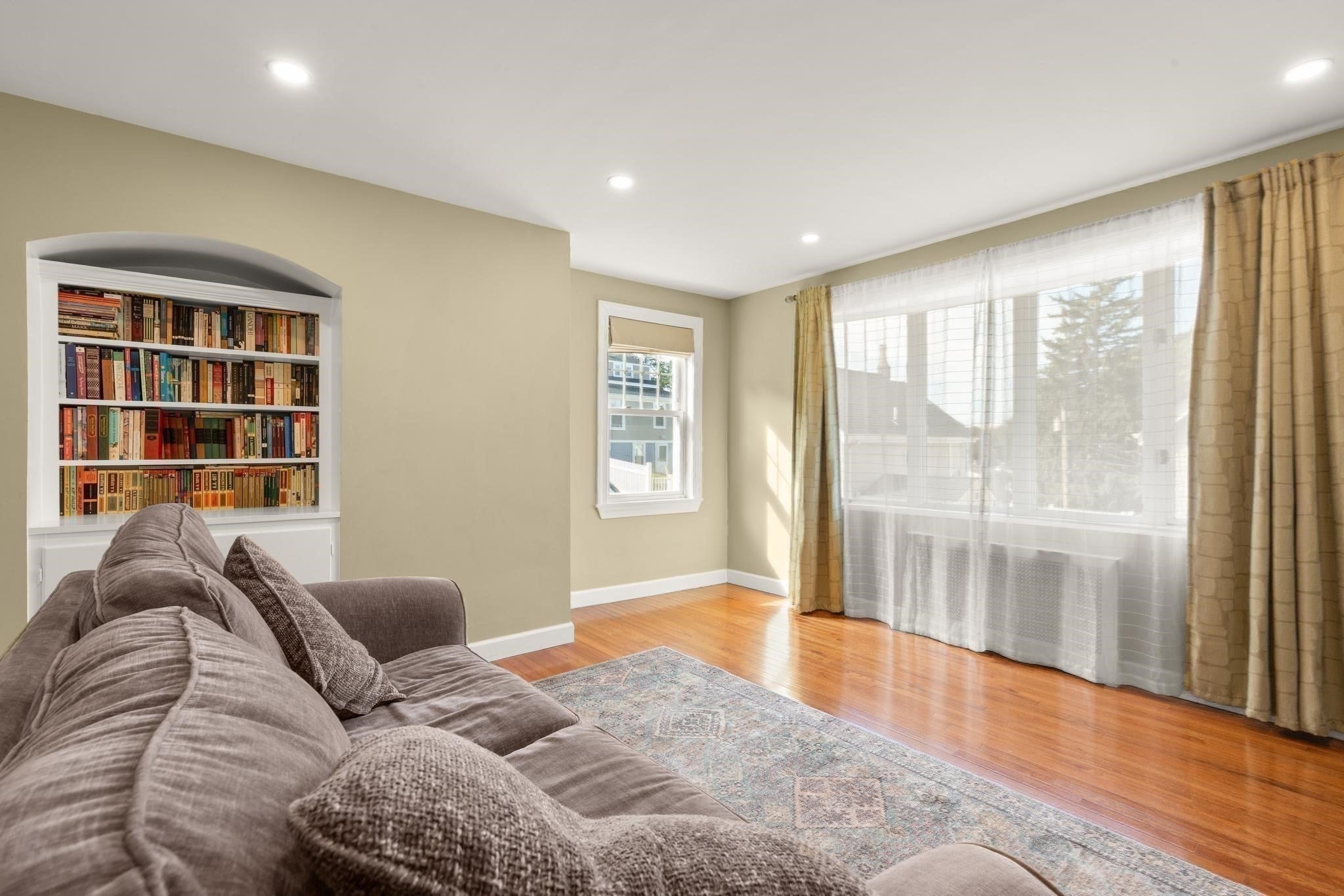 21 Charles St, Woburn, MA, 21 Charles St, Woburn, MA Photo #16