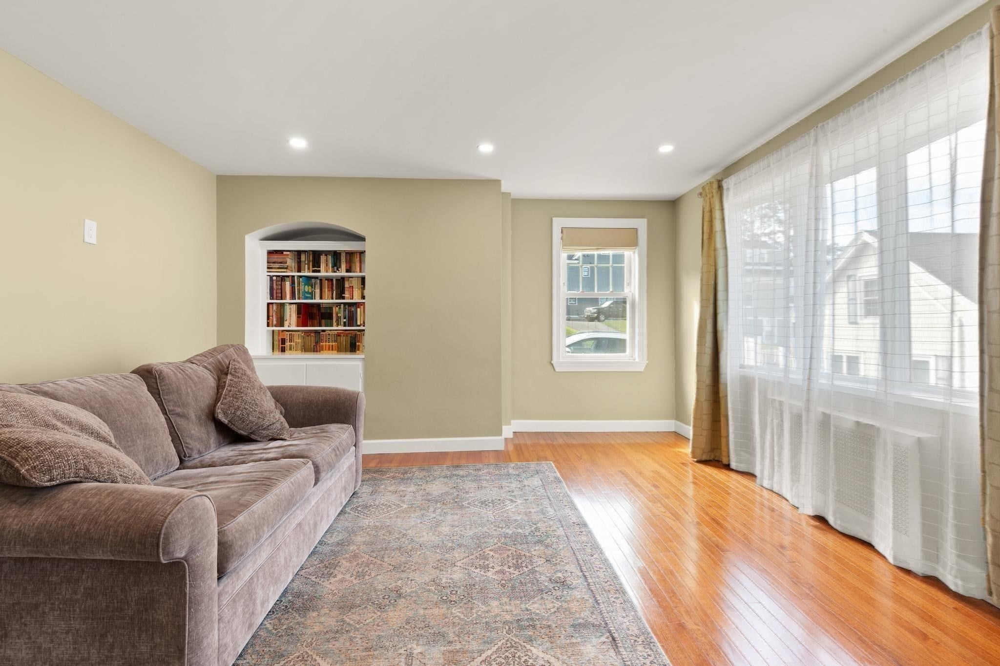 21 Charles St, Woburn, MA, 21 Charles St, Woburn, MA Photo #14