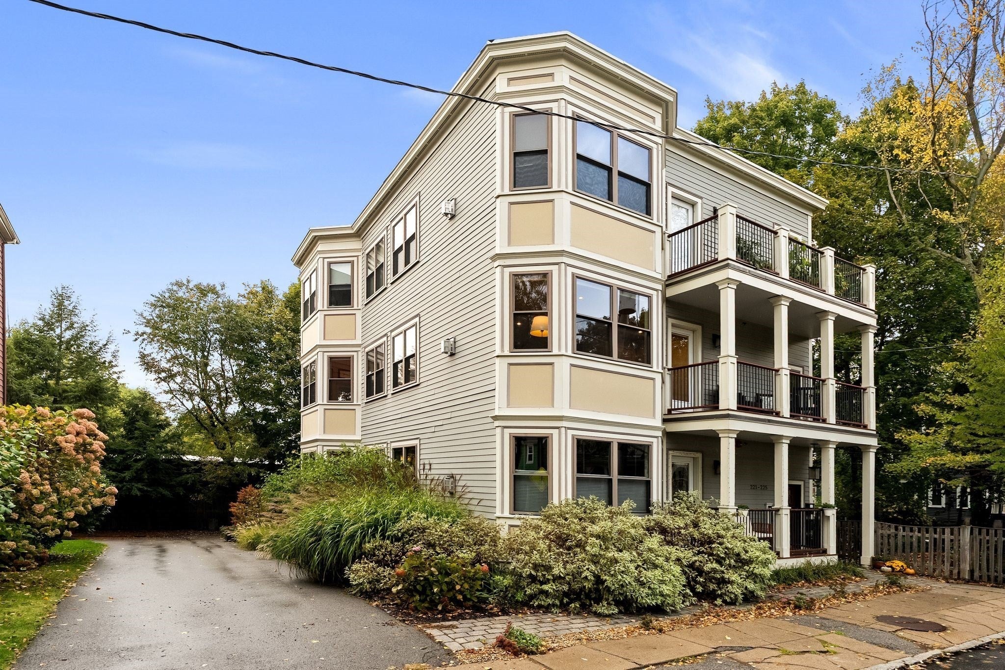 221-225 Wachusett St 2