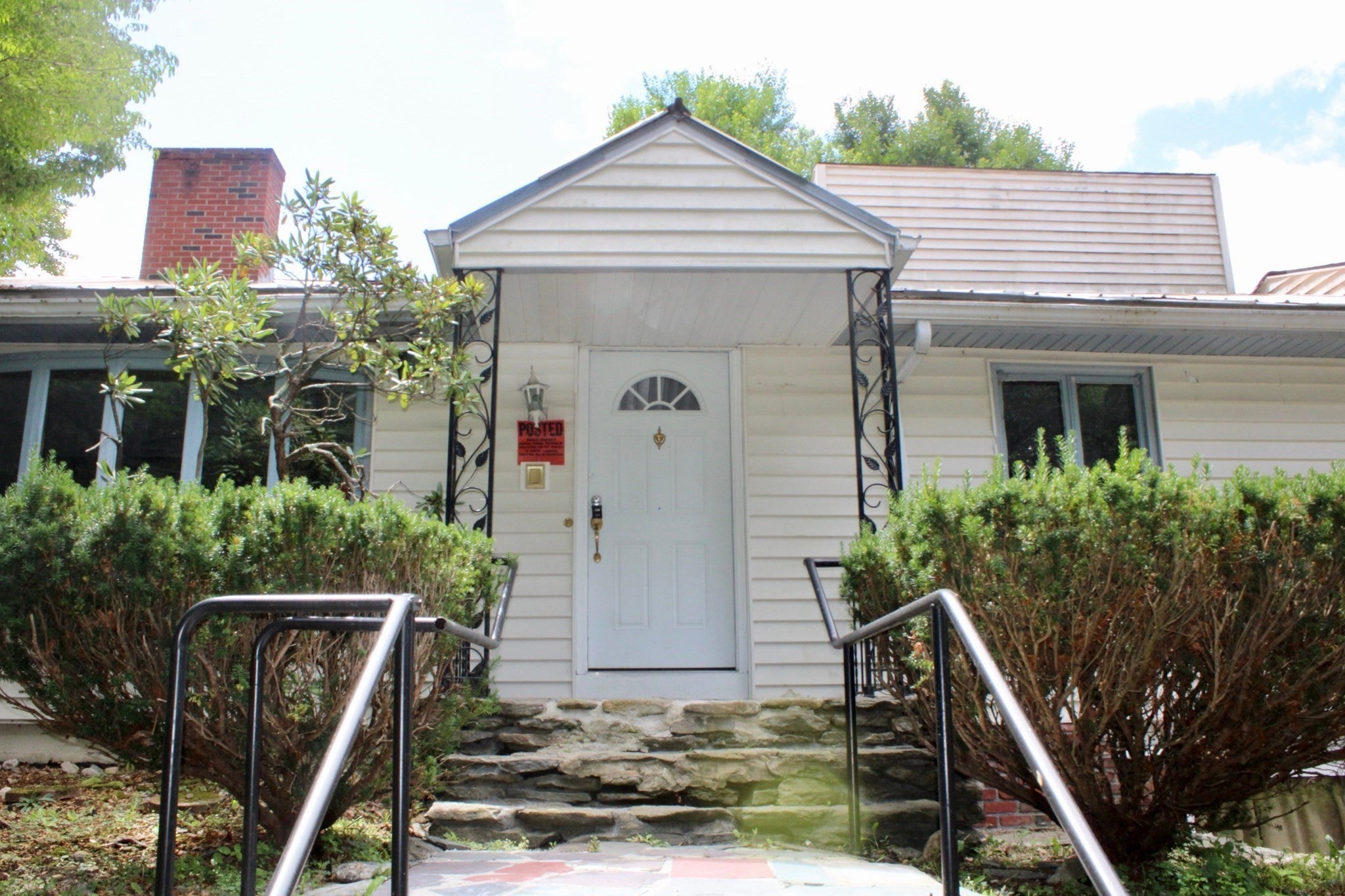 87 Bellevue Dr East Dr, Athol MA 01331