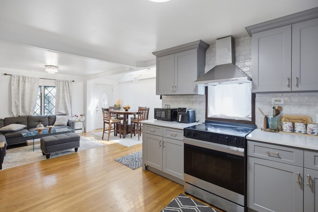 76 Woodcliff Rd, Quincy, MA, 76 Woodcliff Rd, Quincy, MA Photo #12