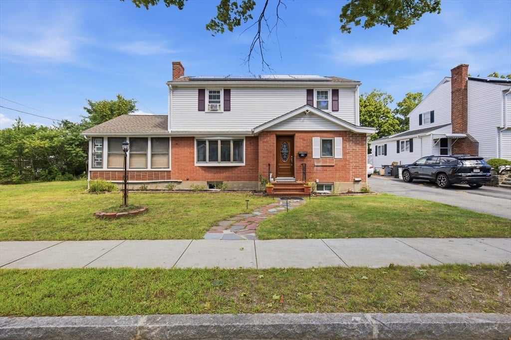 76 Woodcliff Rd, Quincy, MA, 76 Woodcliff Rd, Quincy, MA Photo #2