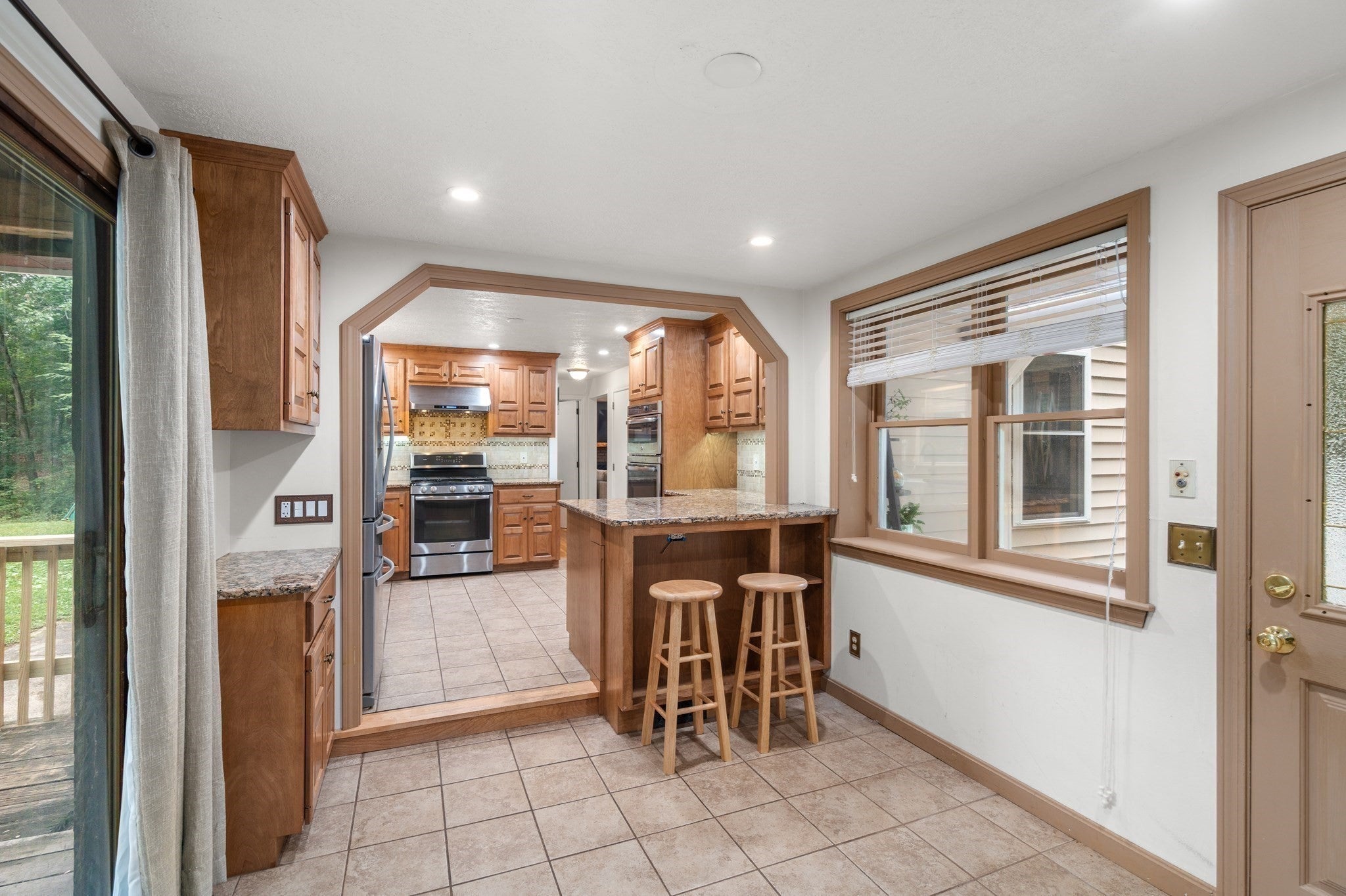 26 Joyce Ln, Bellingham, MA, 26 Joyce Ln, Bellingham, MA Photo #14