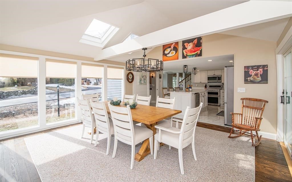 Atkinson, New Hampshire 03811, United States, 4 Bedrooms Bedrooms, ,3 BathroomsBathrooms,Residential,Active,171787