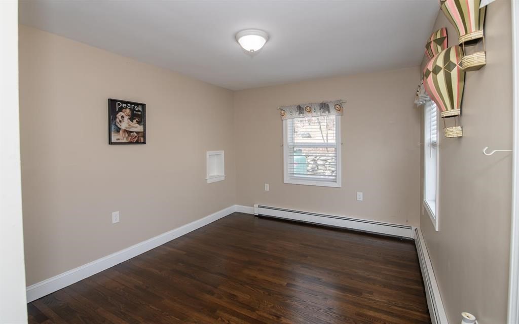 Atkinson, New Hampshire 03811, United States, 4 Bedrooms Bedrooms, ,3 BathroomsBathrooms,Residential,Active,171787