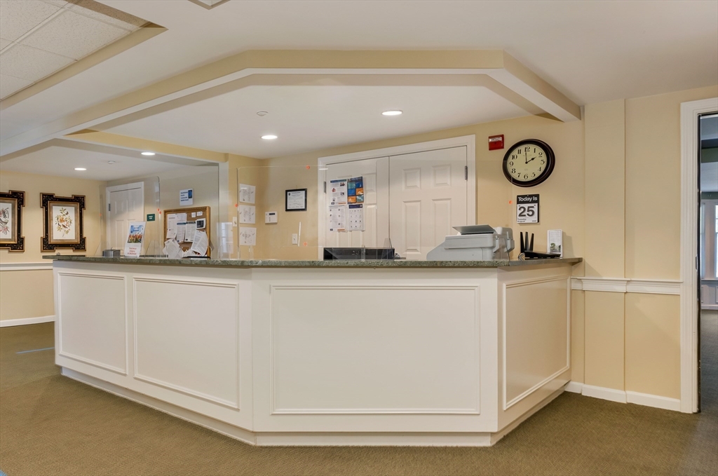 110 Dillingham Ave 214