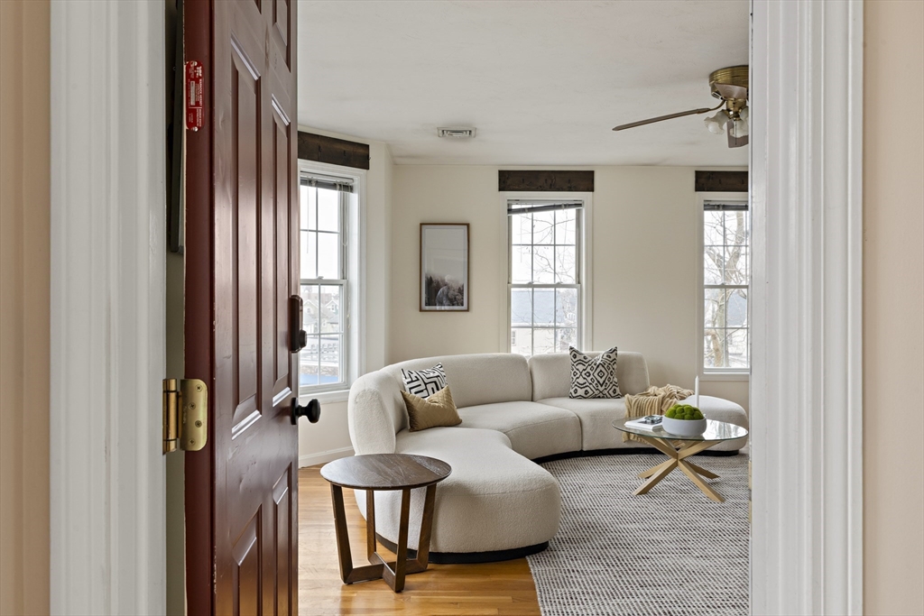 Boston, Massachusetts 02124, United States, 2 Bedrooms Bedrooms, ,1 BathroomBathrooms,Residential,Active,95465