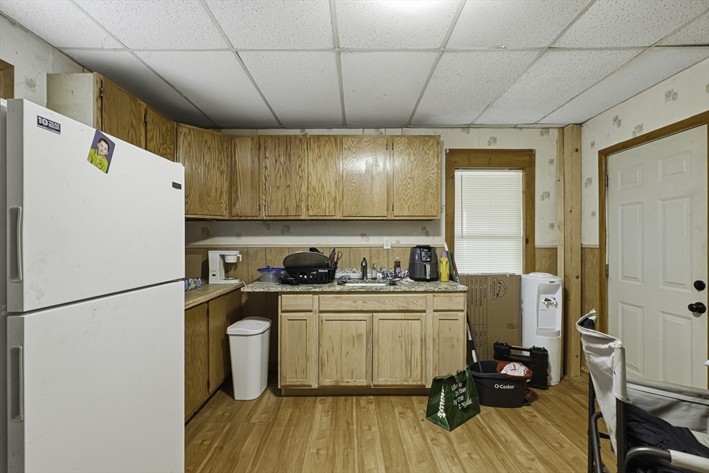 5-7 Oak St, Clinton, MA Photo #23