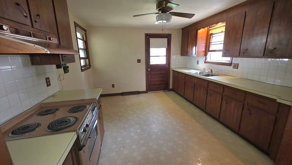29 Whitcomb Ter, Weymouth, MA, 29 Whitcomb Ter, Weymouth, MA Photo #7