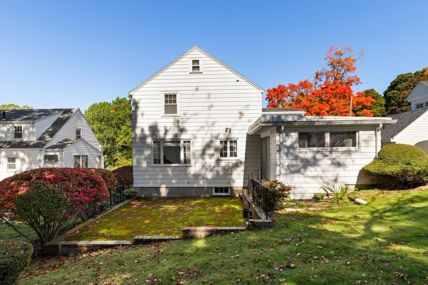 7 Luther Rd