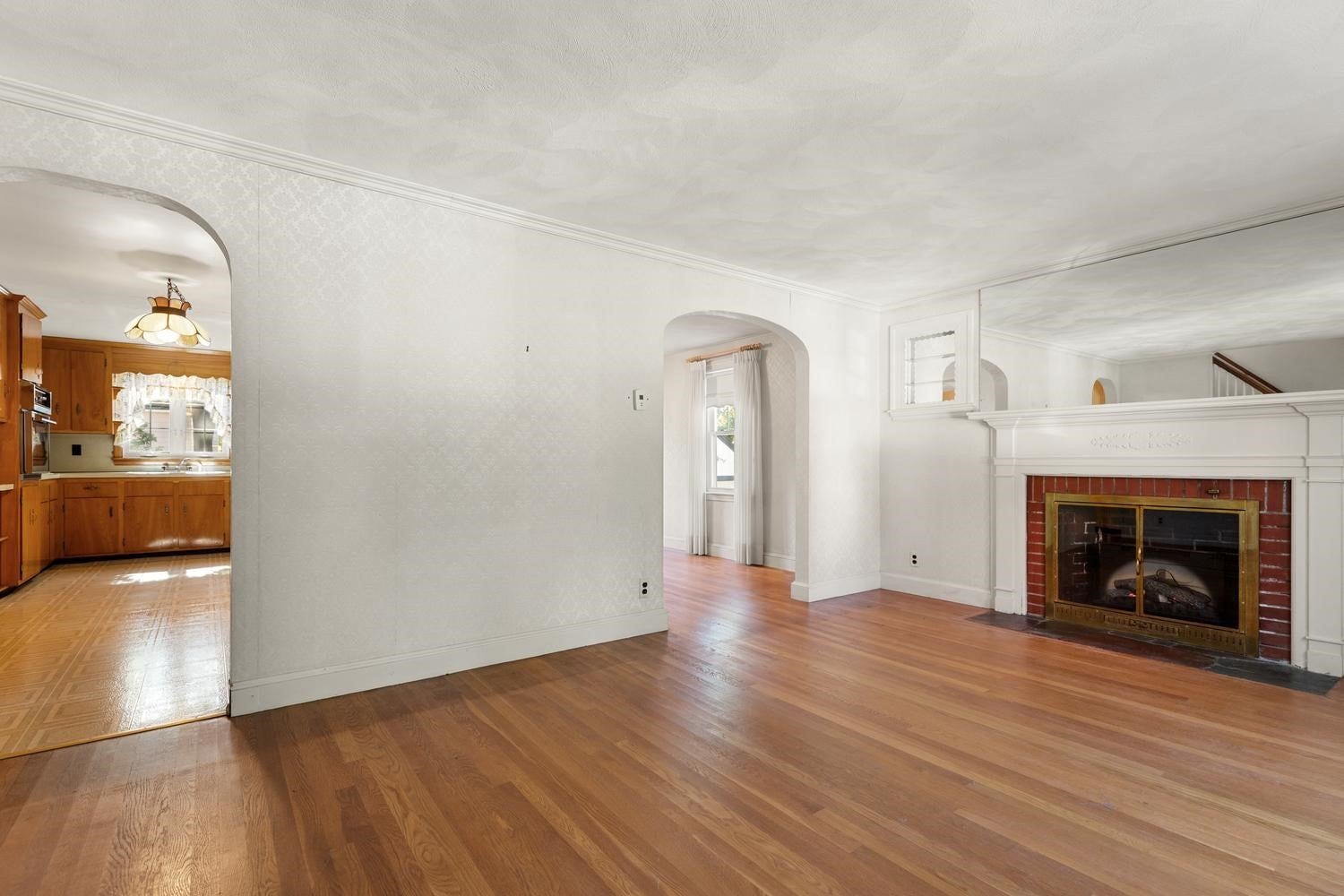 7 Luther Rd, Medford, MA, 7 Luther Rd, Medford, MA Photo #7