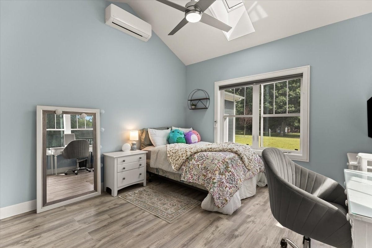 252 Scadding St, Taunton, MA Photo #21