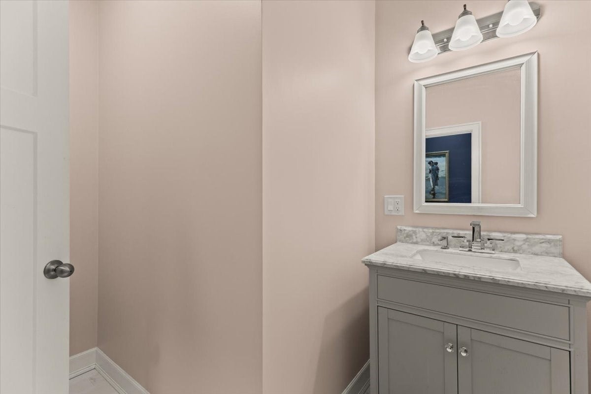 252 Scadding St, Taunton, MA Photo #26