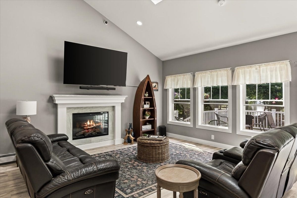 252 Scadding St, Taunton, MA Photo #15